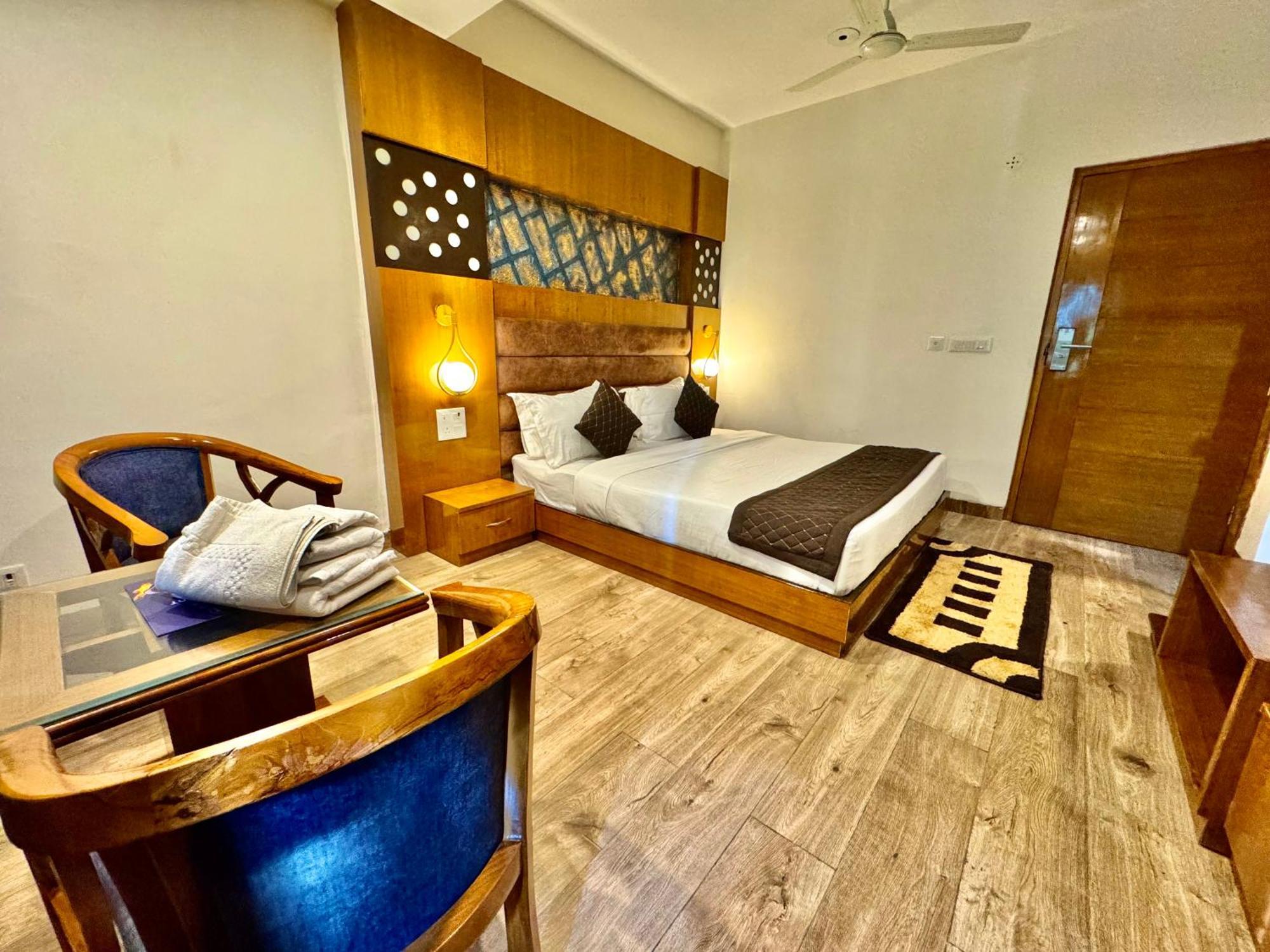 Ab'S Abode-A Boutique Hotel Mussoorie Kültér fotó